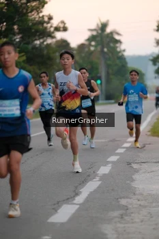 Runner Photo 3195768