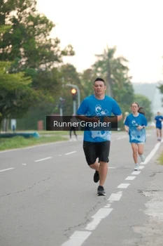 Runner Photo 3195778