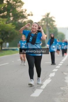 Runner Photo 3196111
