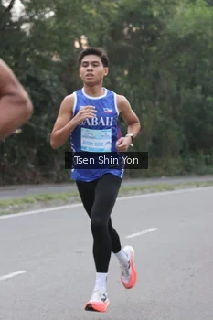 Runner Photo 3197984