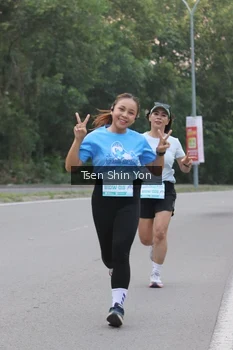 Runner Photo 3198048