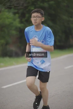 Runner Photo 3199136