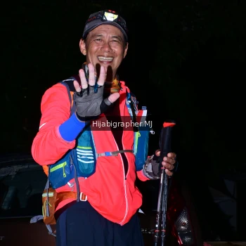 Runner Photo 32001