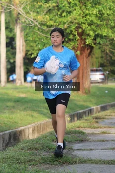 Runner Photo 3200790