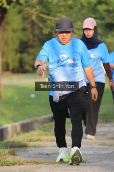 Runner Photo 3201004
