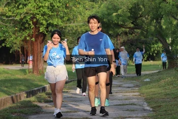 Runner Photo 3201333