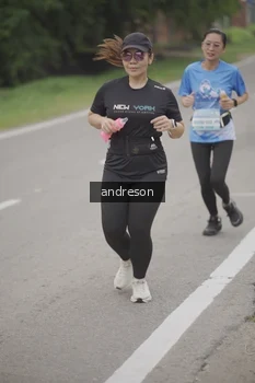 Runner Photo 3201642