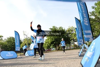 Runner Photo 3201676