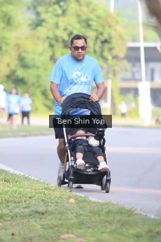 Runner Photo 3201741