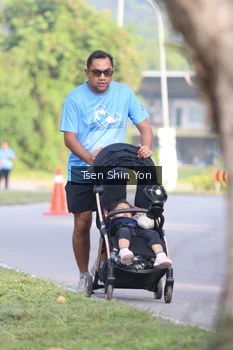Runner Photo 3201762