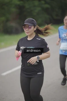 Runner Photo 3201830