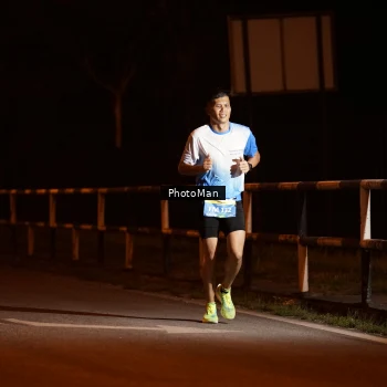 Runner Photo 3202359