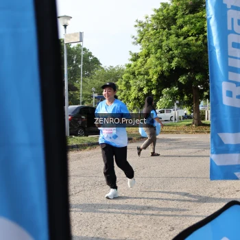 Runner Photo 3202513