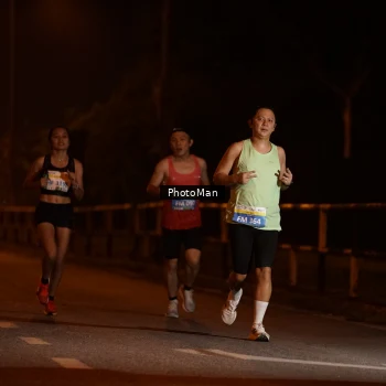 Runner Photo 3202632