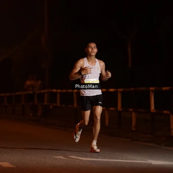 Runner Photo 3202833
