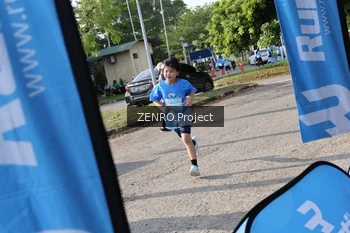 Runner Photo 3203602