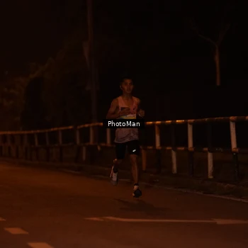 Runner Photo 3204545