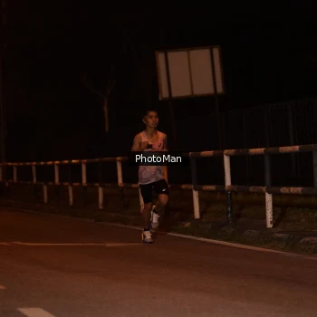Runner Photo 3204595