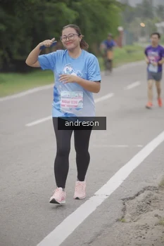 Runner Photo 3204902