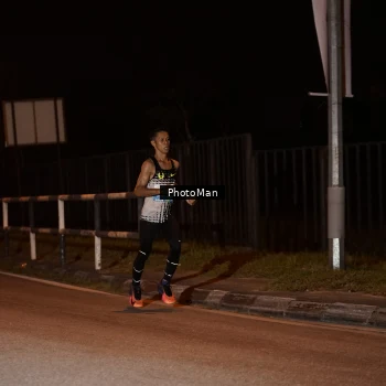 Runner Photo 3205102