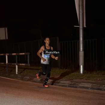Runner Photo 3205112