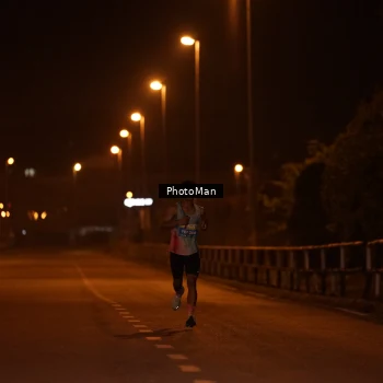 Runner Photo 3205336