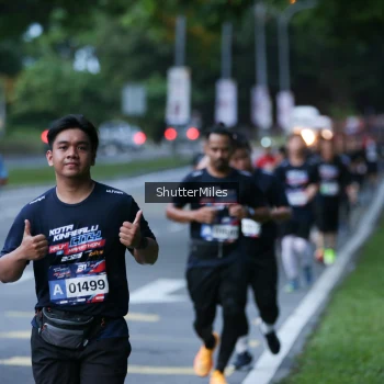 Runner Photo 32056