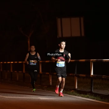 Runner Photo 3206798