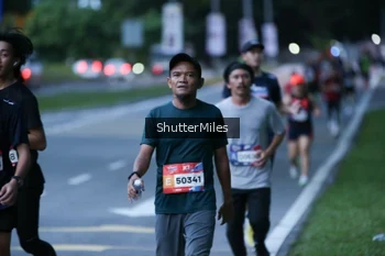 Runner Photo 32070