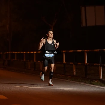 Runner Photo 3207007