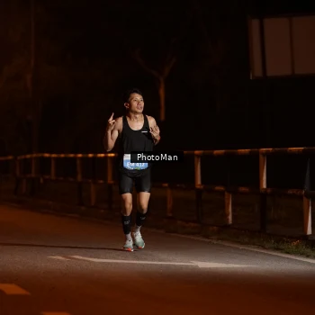 Runner Photo 3207024