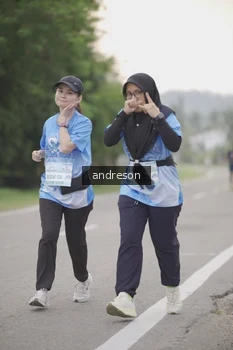 Runner Photo 3207370