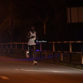 Runner Photo 3207854
