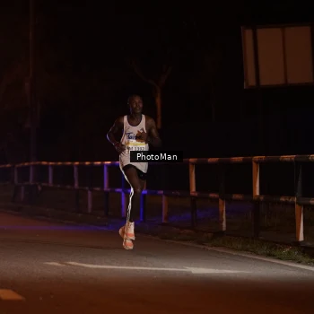 Runner Photo 3207869