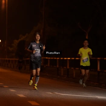 Runner Photo 3208162