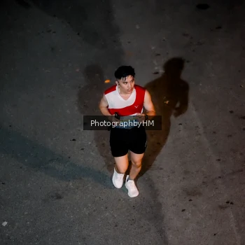 Runner Photo 3208356