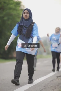 Runner Photo 3208448