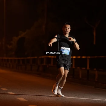 Runner Photo 3209339