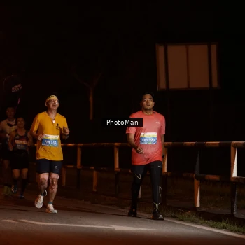 Runner Photo 3209446