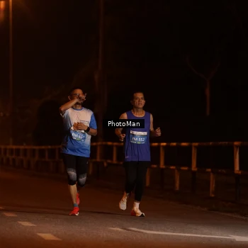 Runner Photo 3209702