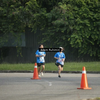 Runner Photo 3210115