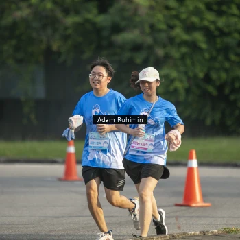 Runner Photo 3210172