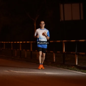 Runner Photo 3210197