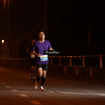 Runner Photo 3210606