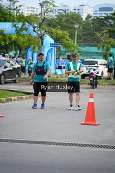 Runner Photo 3210761