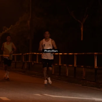 Runner Photo 3210793