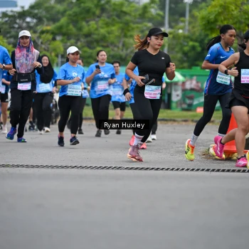 Runner Photo 3210843