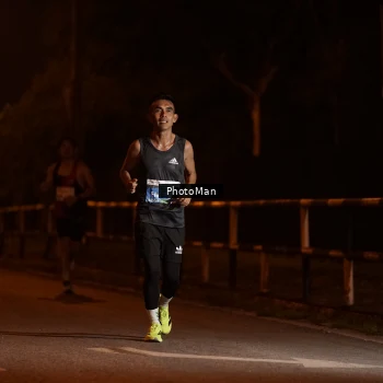 Runner Photo 3210892