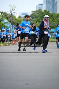 Runner Photo 3210954