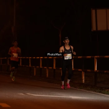 Runner Photo 3211001